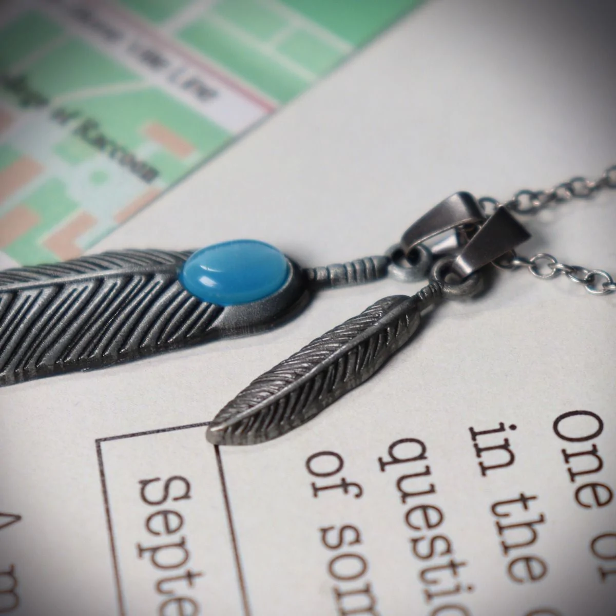 Resident Evil Limited Edition Claire Redfield Replica Necklace 5 Resident Evil Limited Edition Claire Redfield Replica Necklace - Image 3