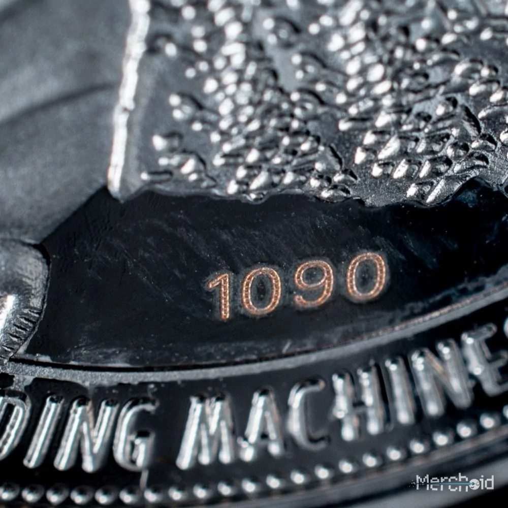 JURASSIC PARK 'Find Nedry' Dilophosaurus Limited Edition Coin 11 JURASSIC PARK 'Find Nedry' Dilophosaurus Limited Edition Coin - Image 9