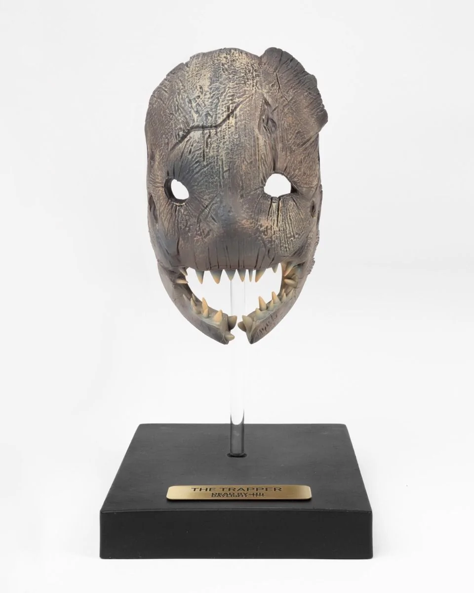 Geek Trapper Mask Replica Preorder 3 Geek Trapper Mask Replica Preorder