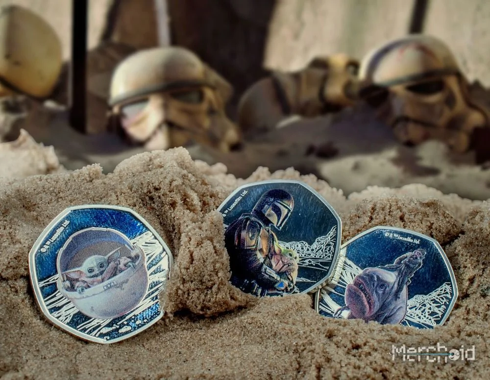 Star Wars: The Mandalorian The Mandalorian Commemorative Limited Edition Coin Collection V2 5 Star Wars: The Mandalorian The Mandalorian Commemorative Limited Edition Coin Collection V2 - Image 3