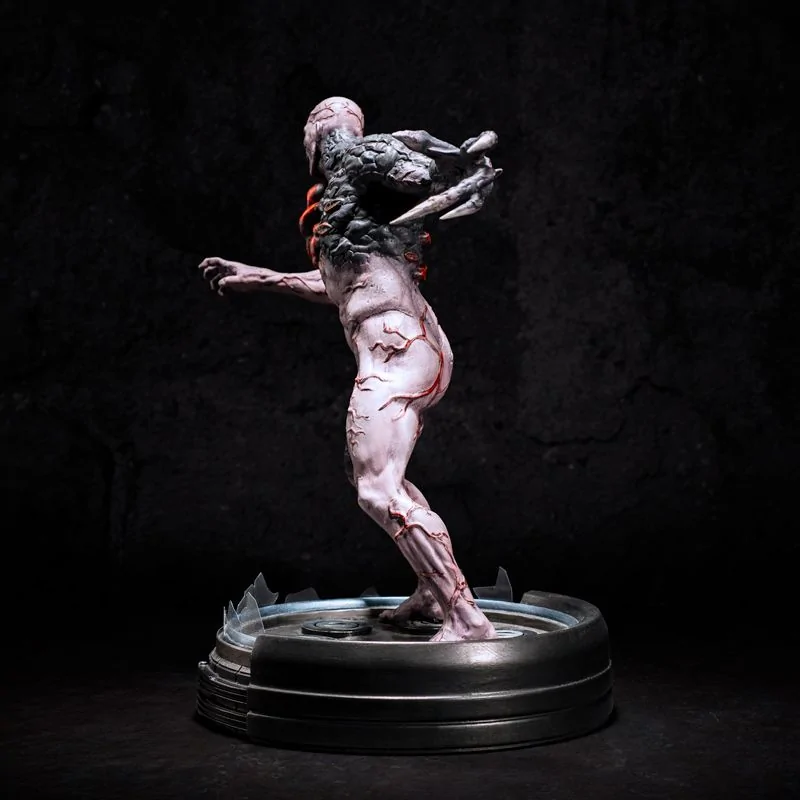 Resident Evil Tyrant T-002 Limited Edition Statue Preorder 10 Resident Evil Tyrant T-002 Limited Edition Statue Preorder - Image 8