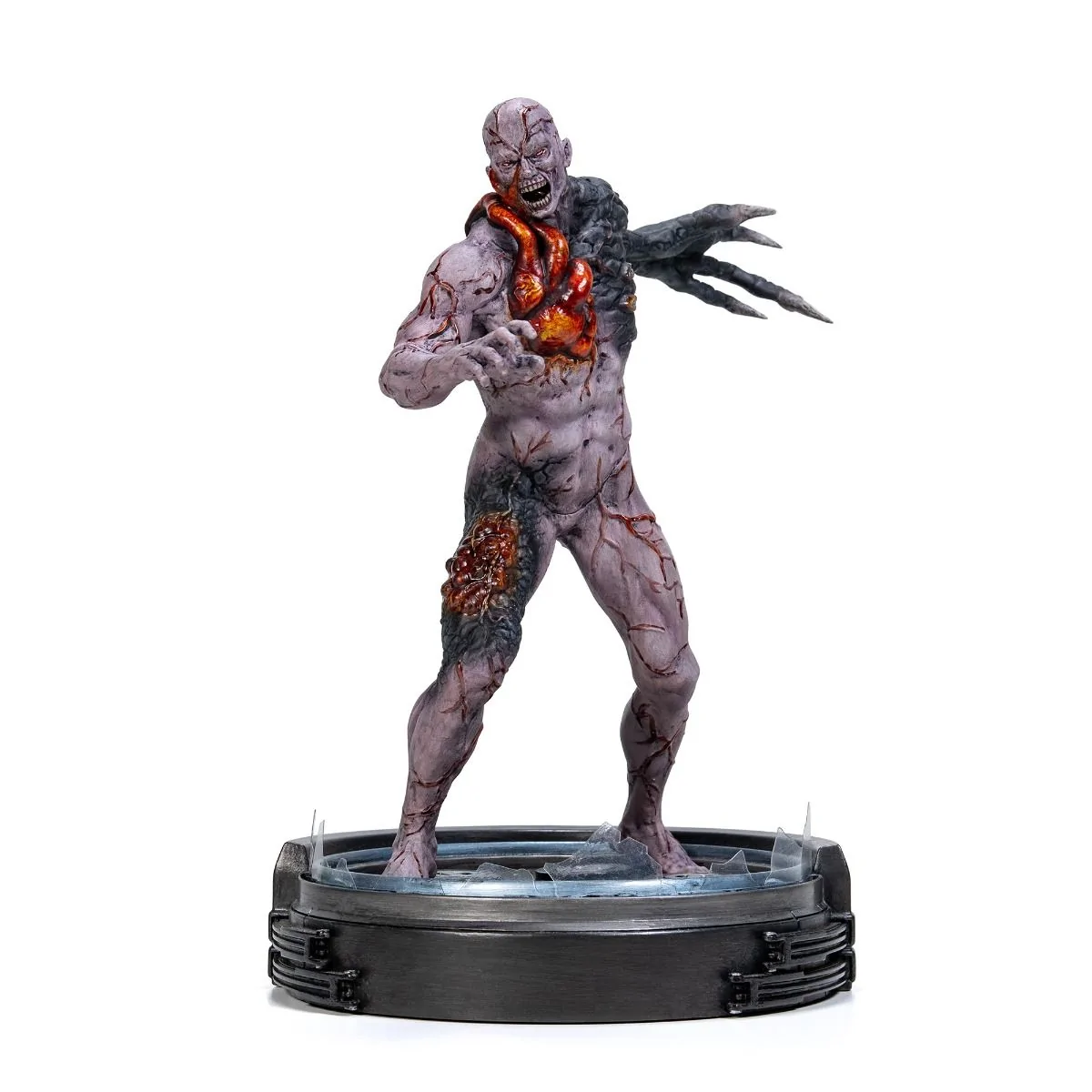 Resident Evil Tyrant T-002 Limited Edition Statue Preorder 3 Resident Evil Tyrant T-002 Limited Edition Statue Preorder
