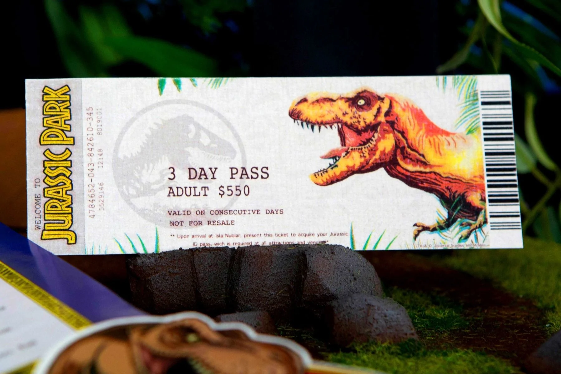 JURASSIC PARK Premium Welcome Kit 6 JURASSIC PARK Premium Welcome Kit - Image 5