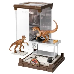 JURASSIC PARK Velociraptor Diorama