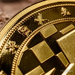 Warhammer 40,000 Ork Collectible Coin -Wigs for Fancy Dress Sales Shop warhammer ork goldcoin 14