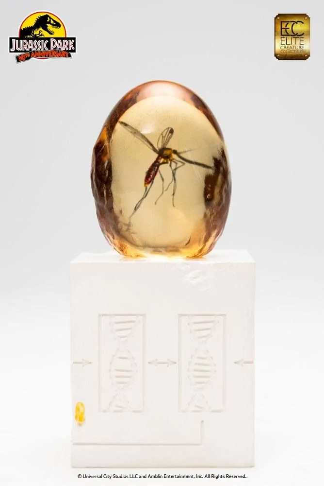 JURASSIC PARK Elephant Mosquito In Amber Statue 4 JURASSIC PARK Elephant Mosquito In Amber Statue - Image 2