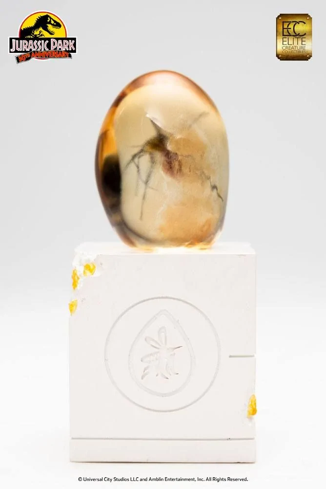 JURASSIC PARK Elephant Mosquito In Amber Statue 6 JURASSIC PARK Elephant Mosquito In Amber Statue - Image 4